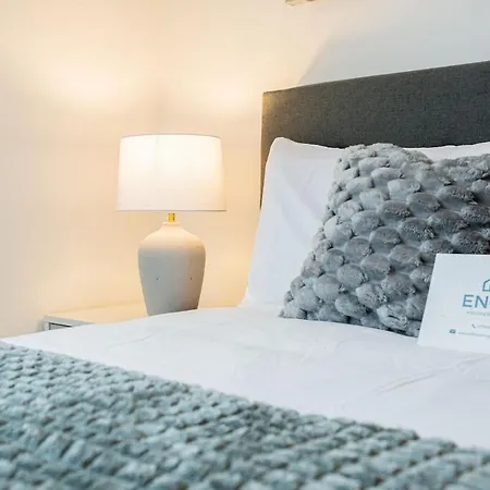 Luxury 3br - Centre - Sleeps 10 * Leeds (West Yorkshire)