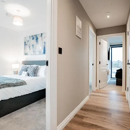 Luxury 3br - Centre - Sleeps 10 *