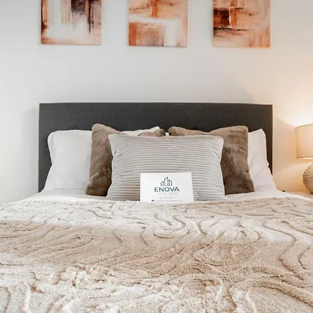 Luxury 3br - Centre - Sleeps 10 * Leeds (West Yorkshire)