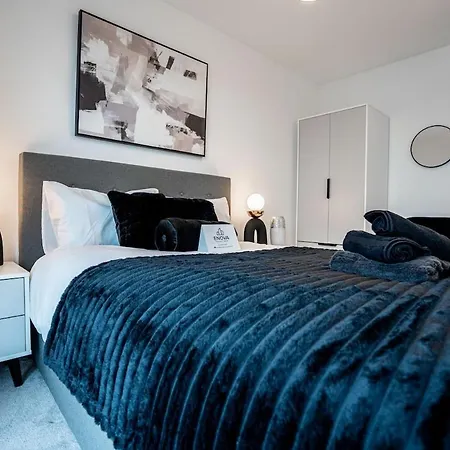 Luxury 3br - Centre - Sleeps 10 * Leeds (West Yorkshire)