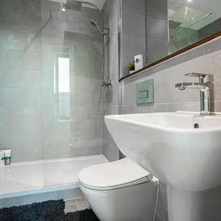 Luxury 3br - Centre - Sleeps 10 Leeds (West Yorkshire)