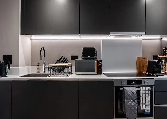 Luxury 3br - Centre - Sleeps 10 Apartamento *