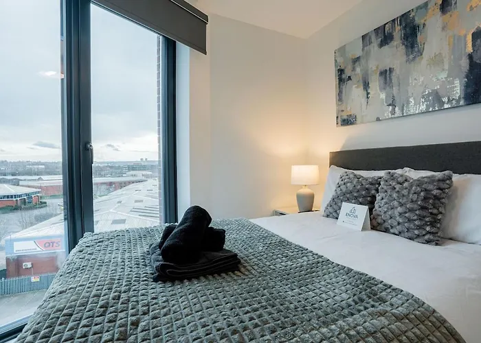 Apartment Luxury 3br - Centre - Sleeps 10 *