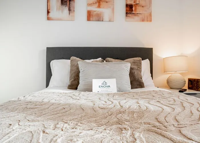 Luxury 3br - Centre - Sleeps 10 * Leeds (West Yorkshire)