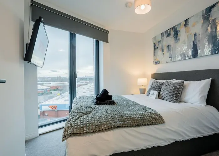 Apartamento Luxury 3br - Centre - Sleeps 10 *